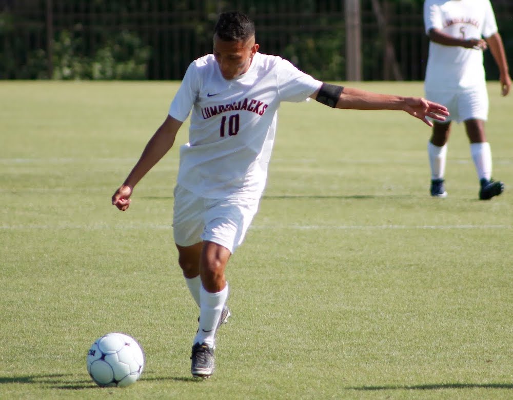 Lumberjack great Daniel Mondragon signs to play for Arkansas Wolves FC