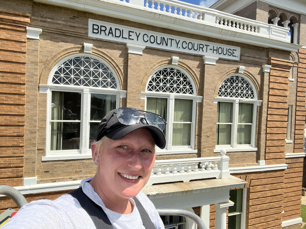 A man in front of the bradley county court house.