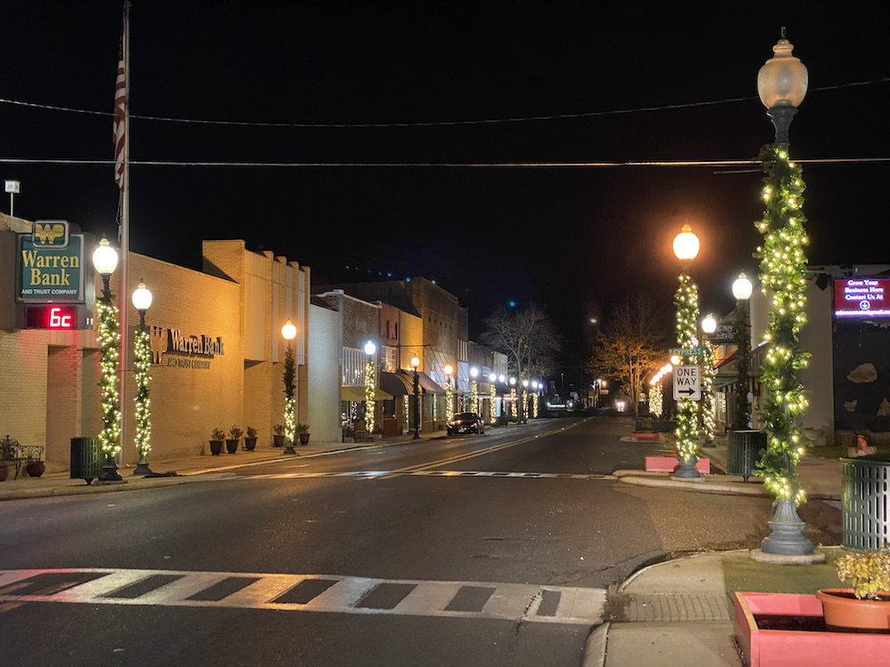It’s beginning to look a lot like Christmas in Warren