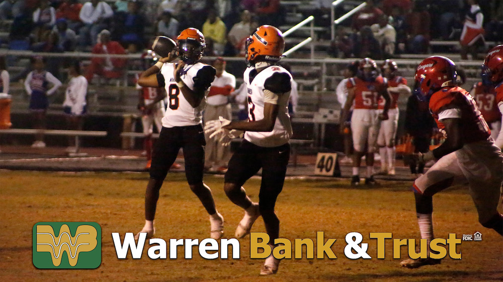 Lumberjacks Secure Top Playoff Position, Aim for Outright Conference Title Next Week