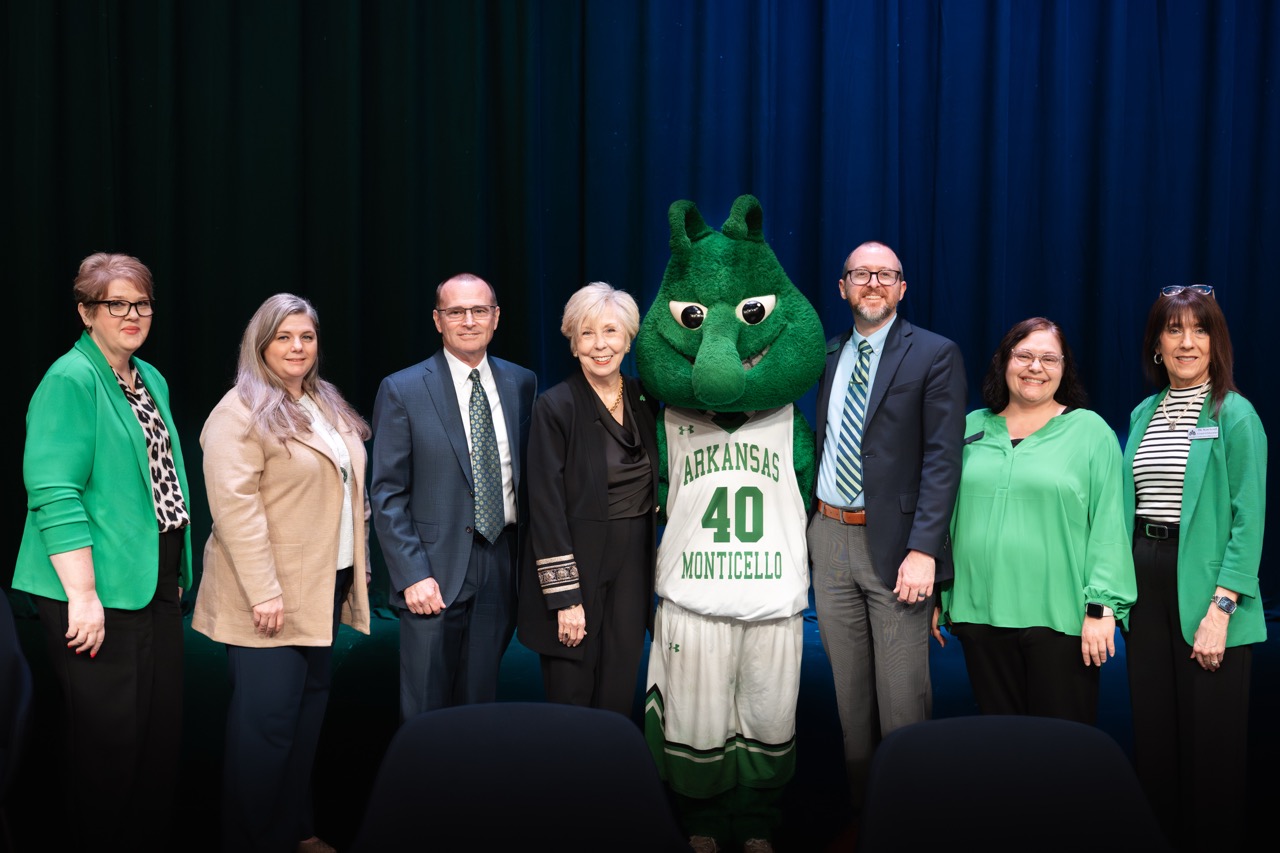 New Partnership Brings UAM Bachelor’s Programs in Business and Education to UACCB