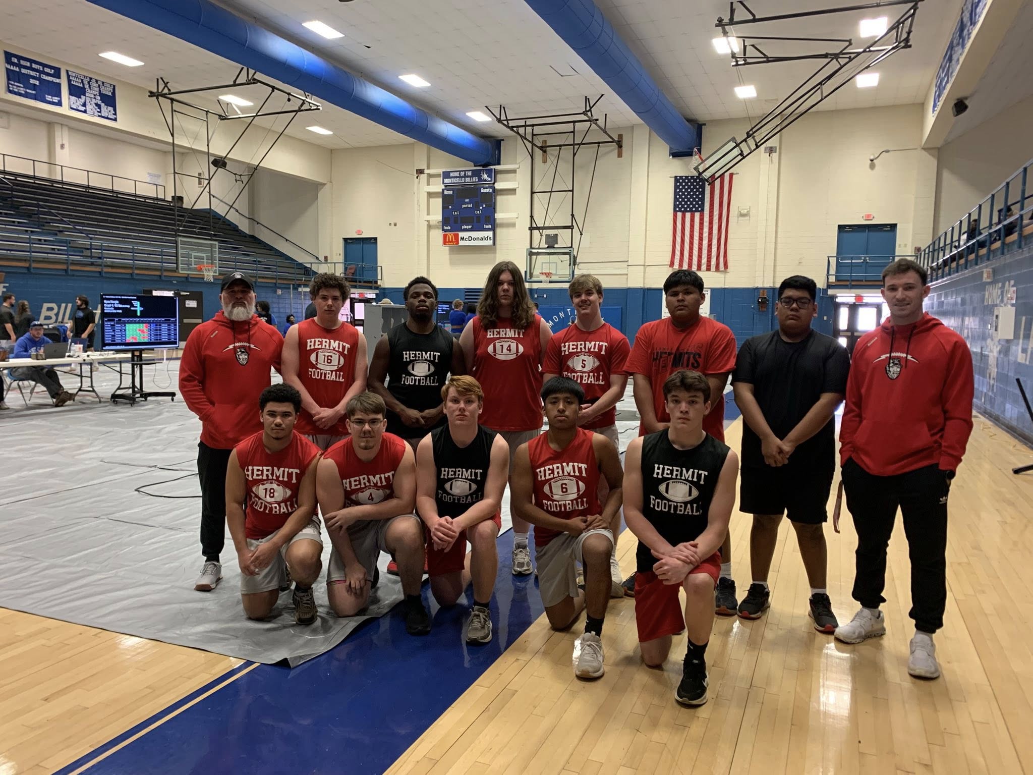 Hermitage Weight Lifting Team Competes at Monticello Meet