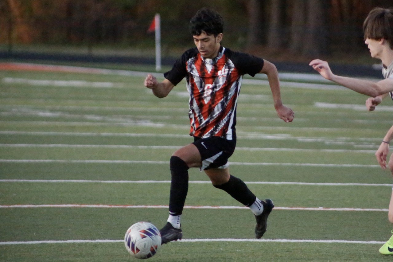 Lumberjacks Roll Past Crossett 9-4 Behind Marquez’s Big Night