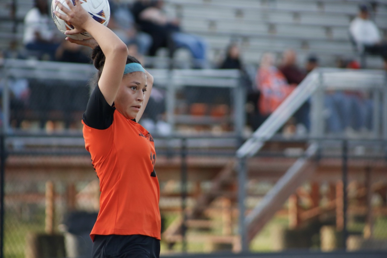 Lady Jacks Pull Away Early, Defeat Mills 7-1 at Home