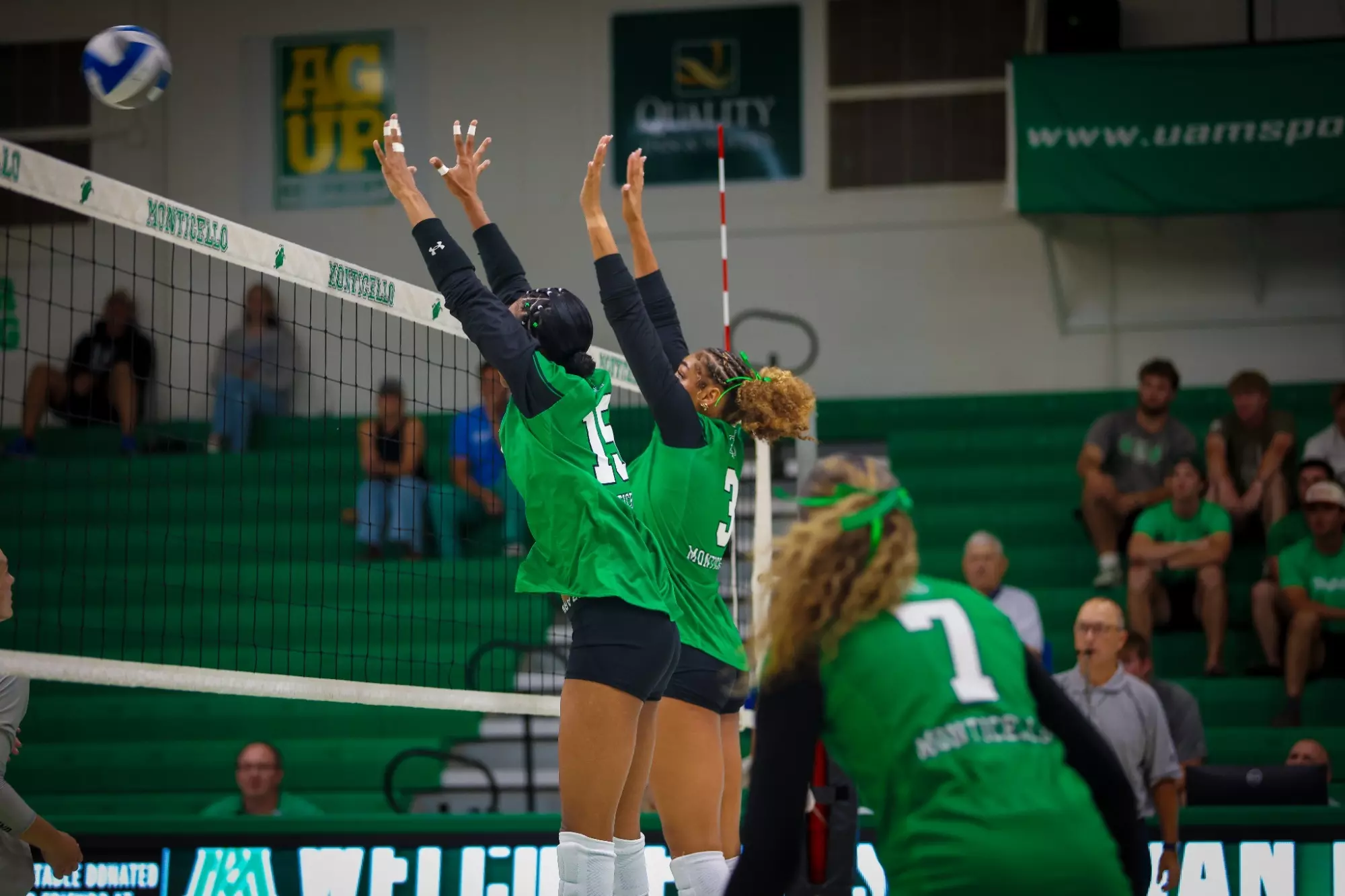 Volleyball Drops Home Opener to Arkansas-Fort Smith